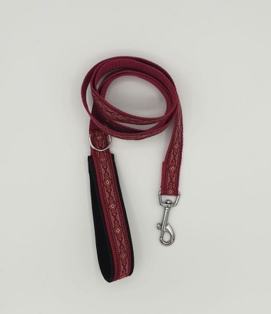 bordeaux-rote Leine mit weicher Handschlaufe